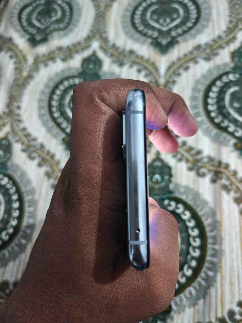 One Plus 8T 1
