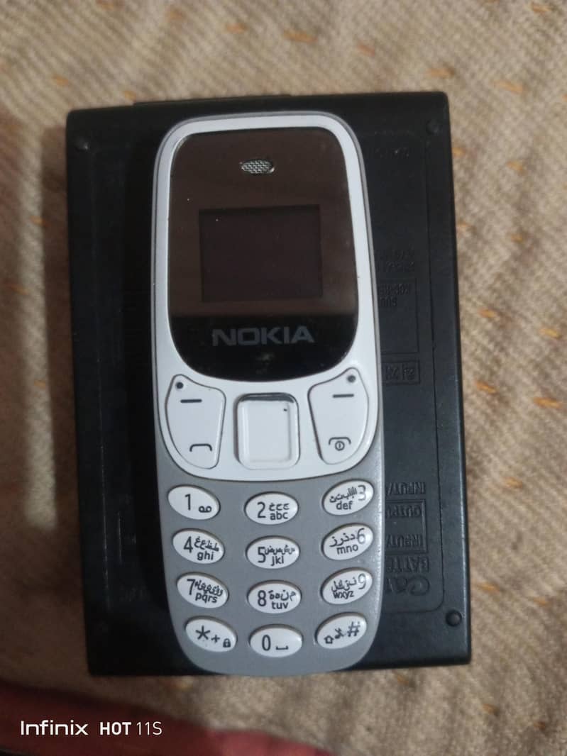 Nokia 3310 0