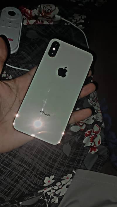 Apple iPhone XS urgent sale krna hai