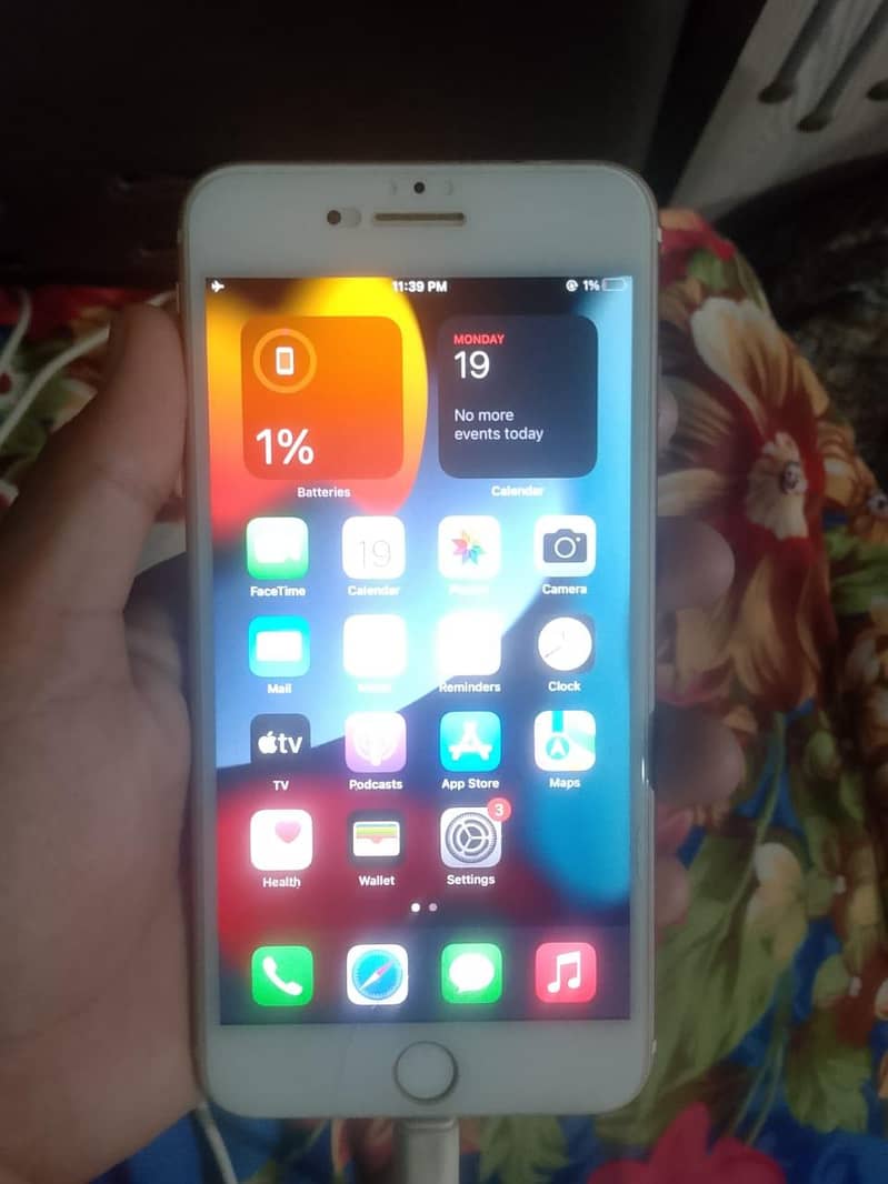 Apple iPhone 7 Plus 2