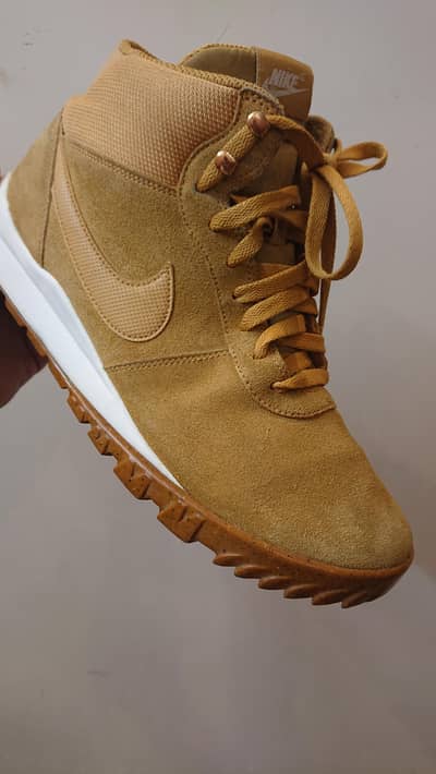 original nike shoes size UK 9 uro44