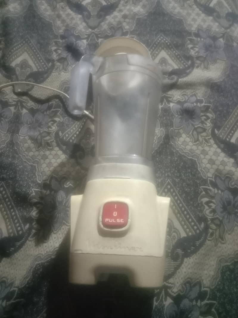 juicer machine 4