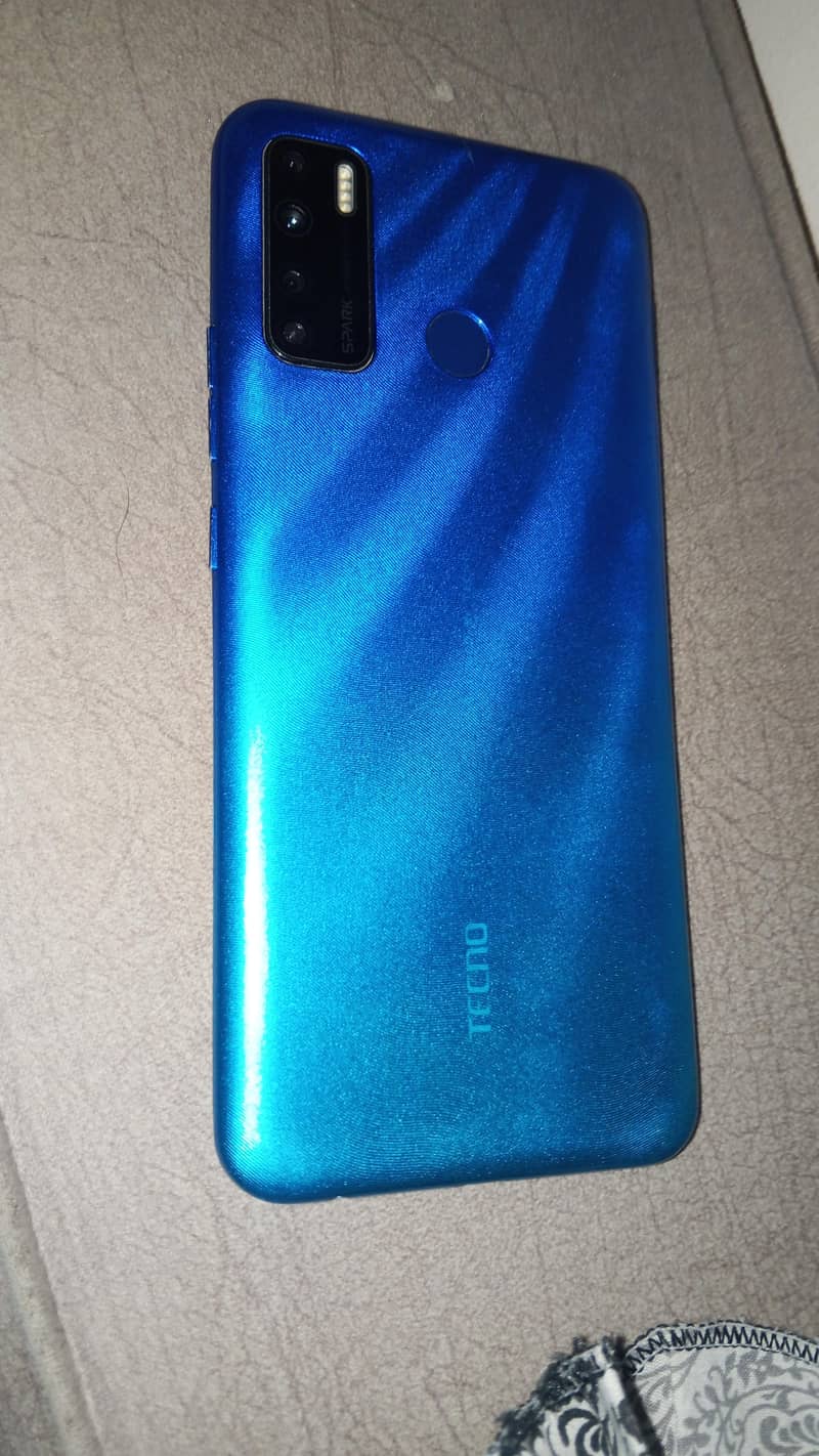Tecno Spark 5 Pro 4