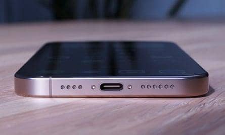 Apple iPhone 16 Pro Max 2