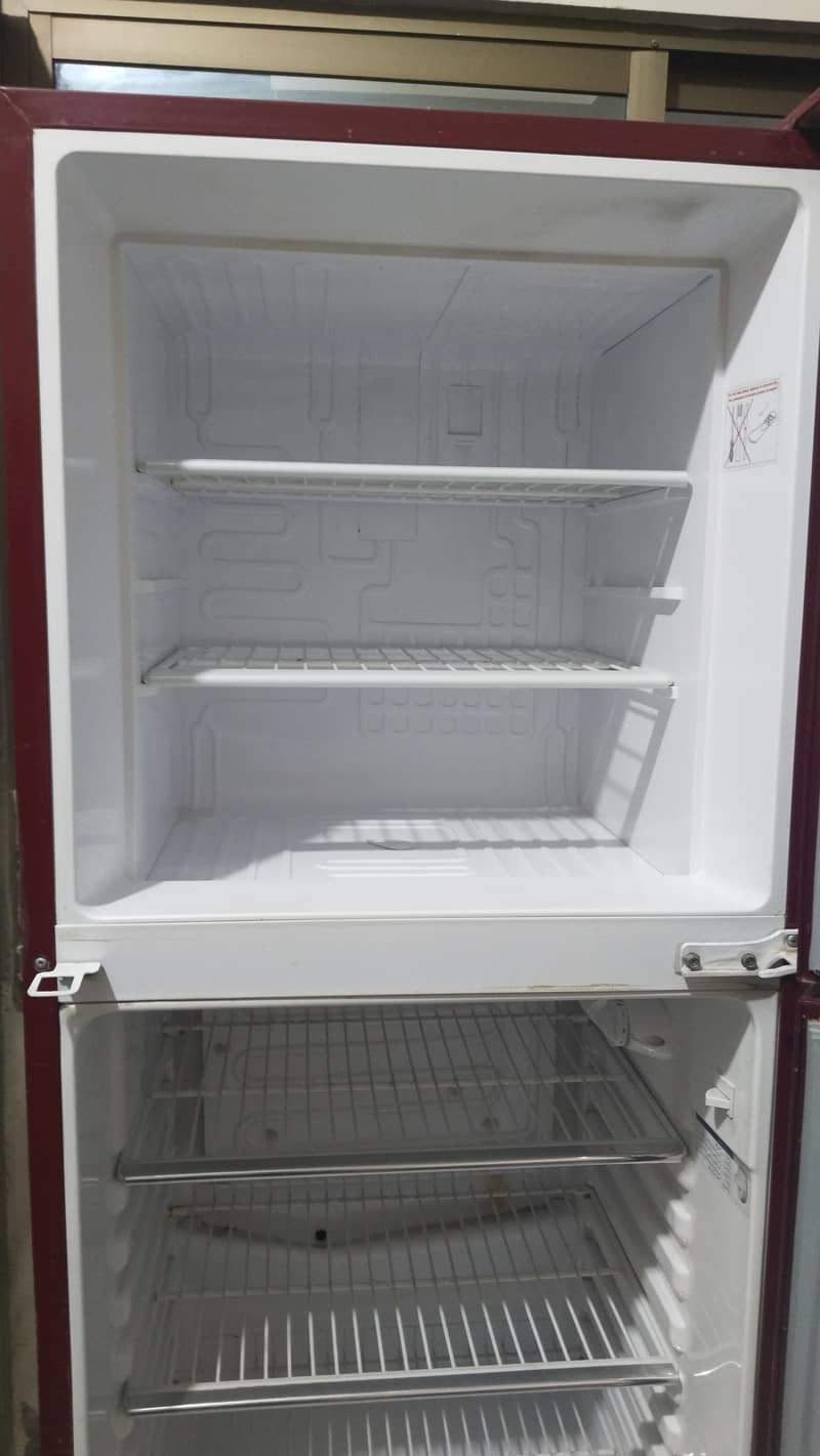 Orient crystal fridge 5