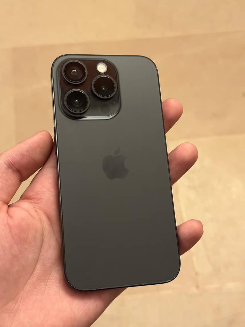 Apple iPhone 15 pro Fu 1