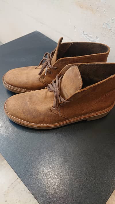 original clarks shoes size uk 9 uro 43 condition 10 by 10
