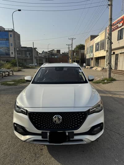MG HS 2021
