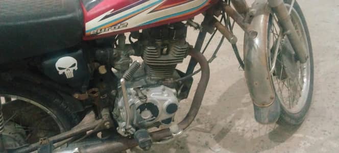 Honda 125 2016 model urgent sale ph 03307657233