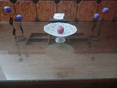 Elegant Solid Wooden Dinning table