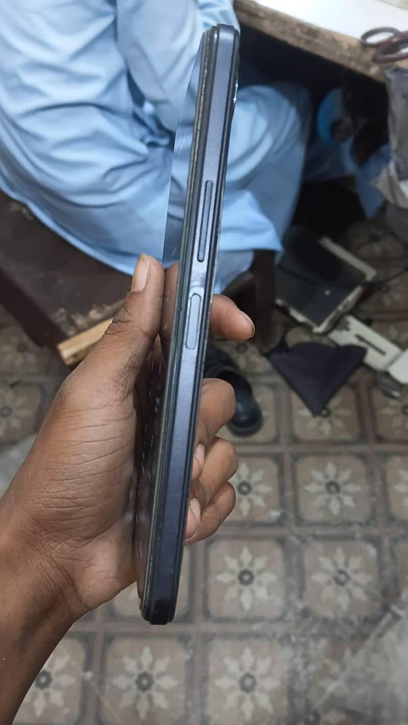 Infinix Note 11 4