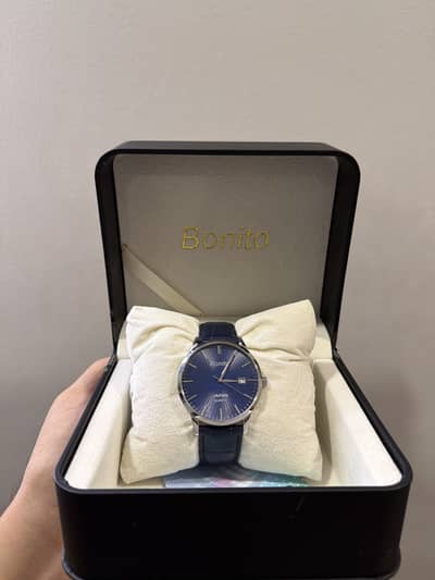 Bonito original quartz watch