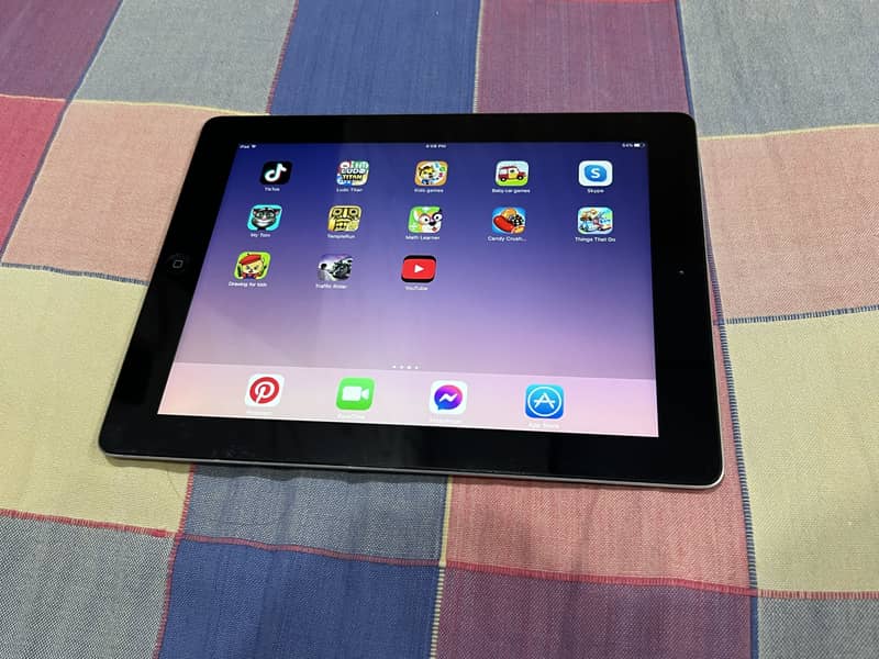 iPad 4th Generation 6