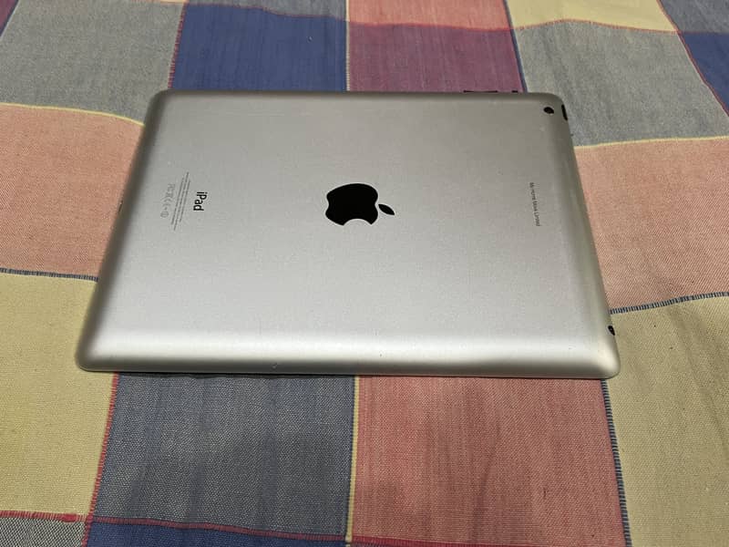 iPad 4th Generation 7