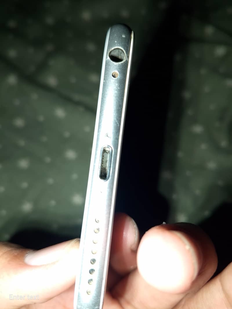 Apple iPhone 6 Plus 3