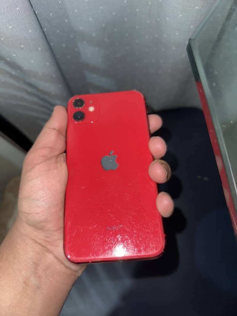Apple iPhone 11 4