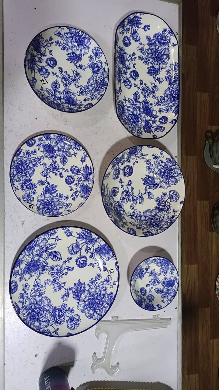 Dinner set fine bone china 1