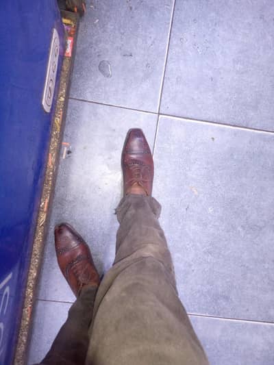 Gomila branded shoes