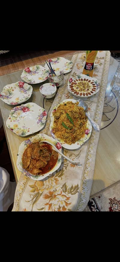 Dinner set for sale