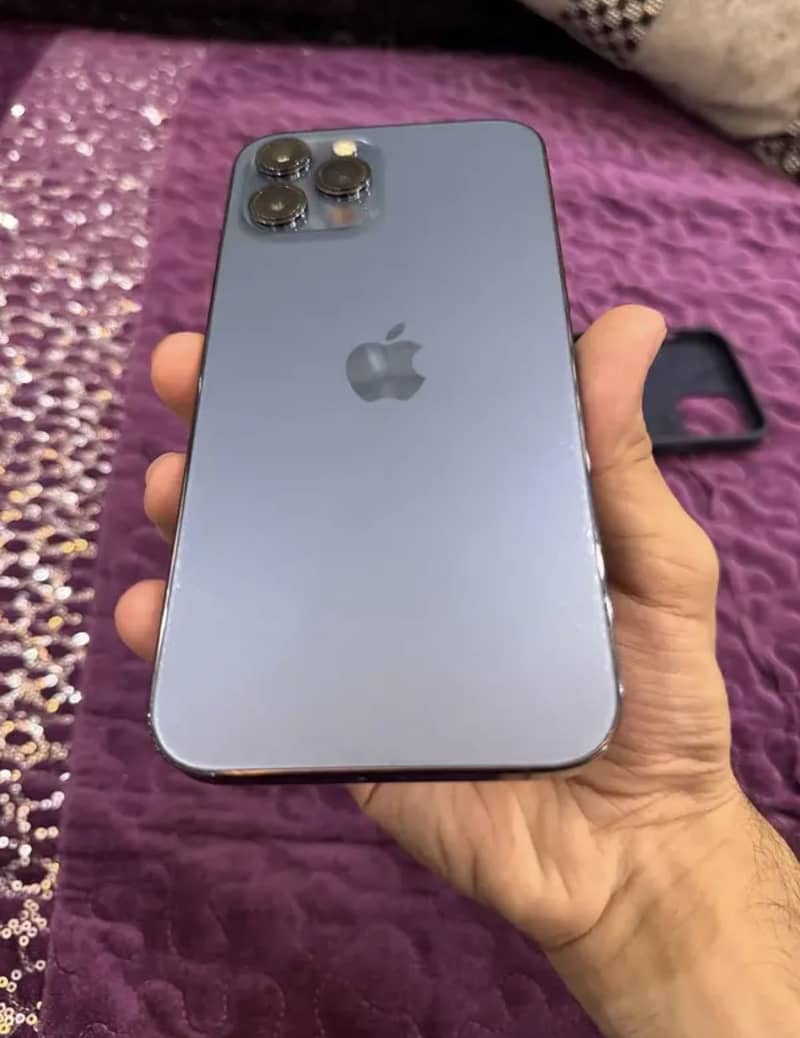Apple iPhone 12 Pro Max 0