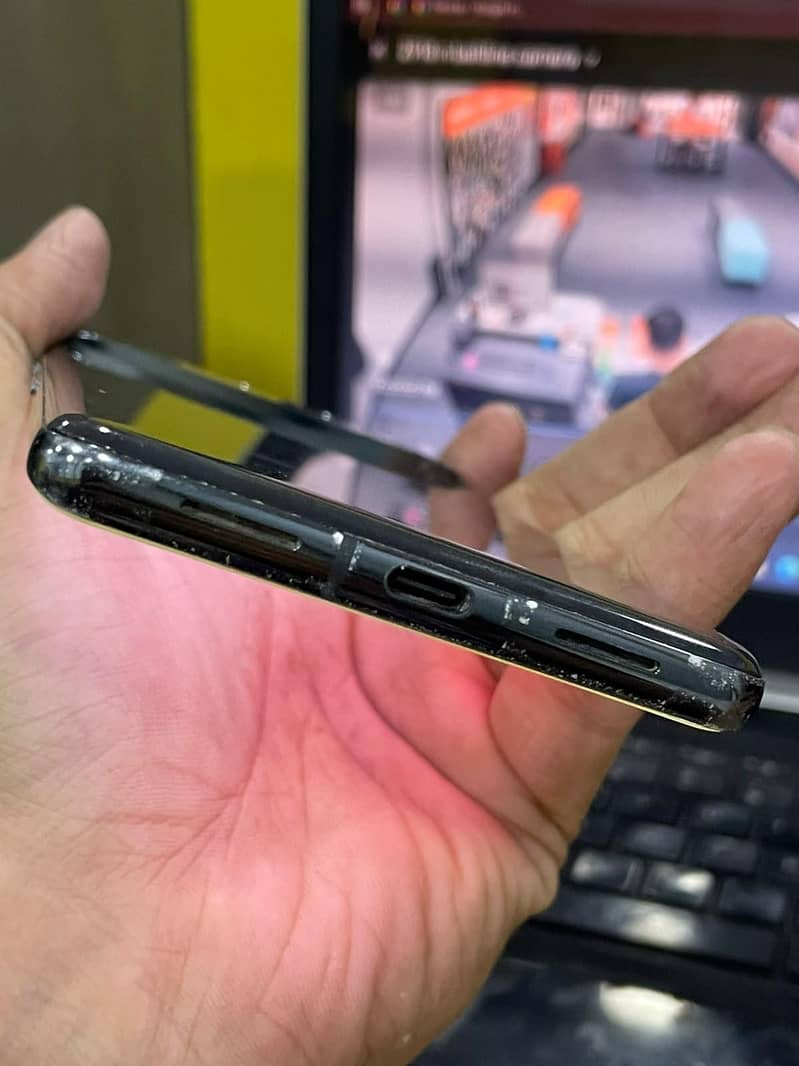 Google Pixel 7 Pro 6
