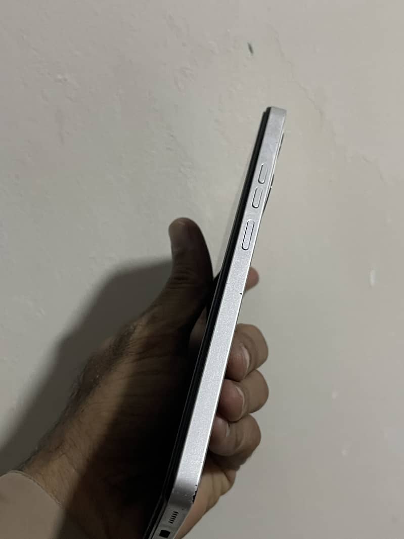 Tecno Spark 10 pro 4