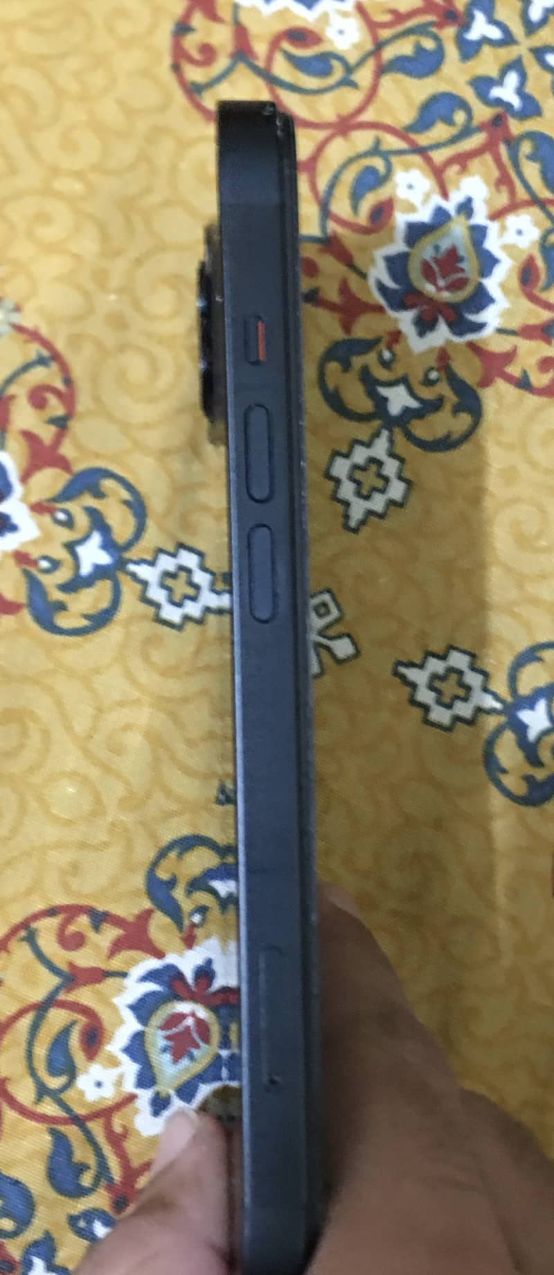 Apple iPhone 13 1