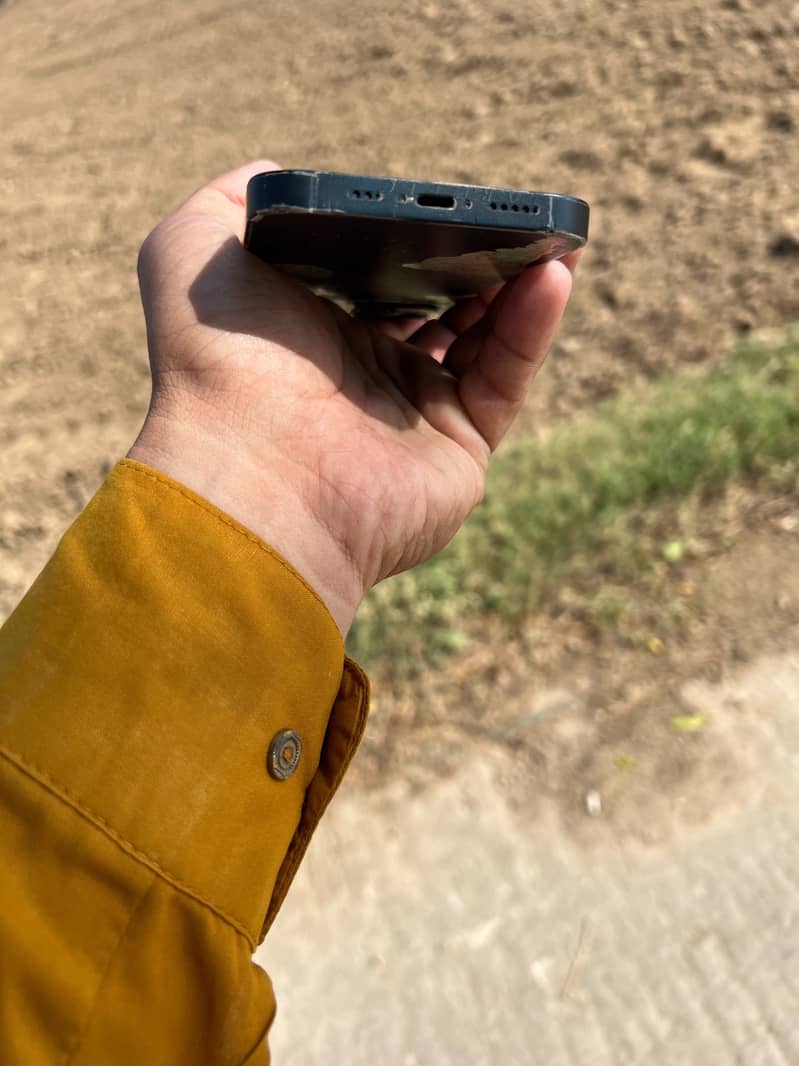 Apple iPhone 14 Jv 2