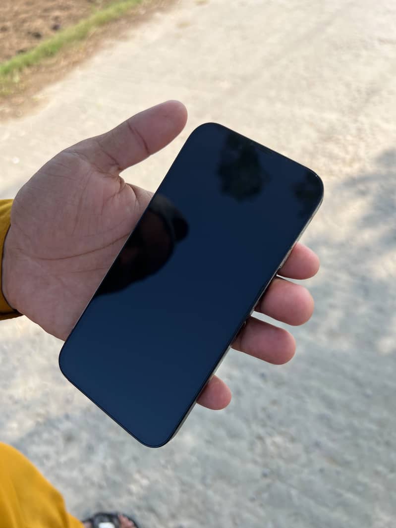 Apple iPhone 14 Jv 3