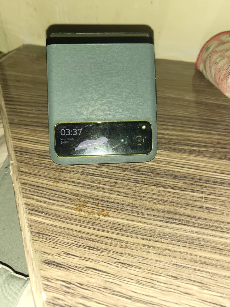 Motorola Razer - Mobile Phones - 1120881604