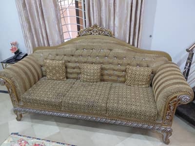 3 2 1 Sofa Set available for sale