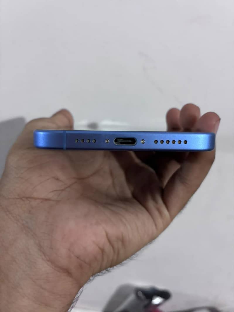 Apple iPhone 16 Plus 1