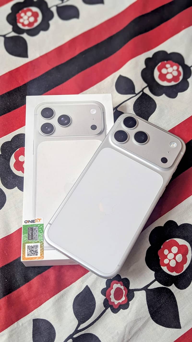 Apple iPhone 17 Pro Max 0