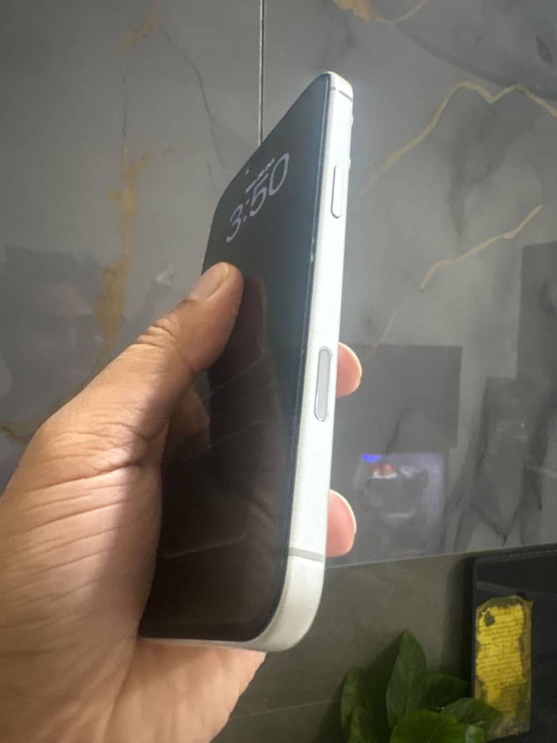 Apple iPhone 17 Pro Max JV 2