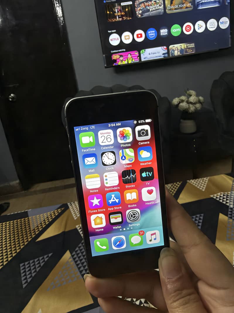 Apple iPhone 5s 1
