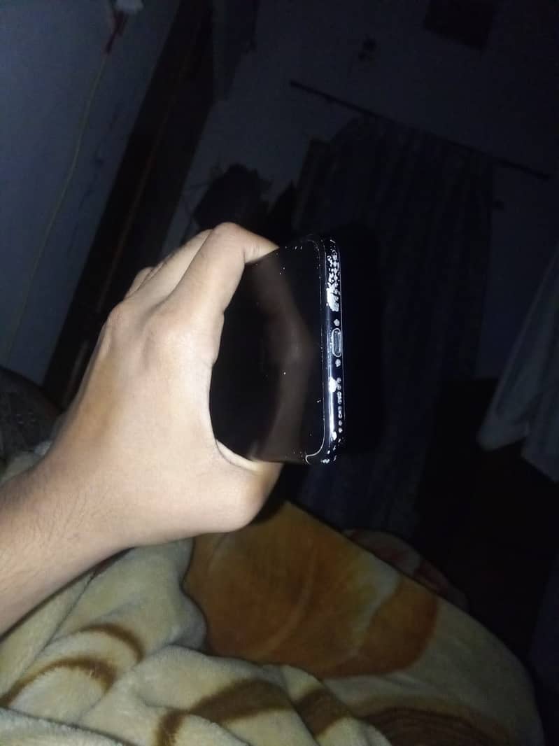 Apple iPhone 7 Plus 5