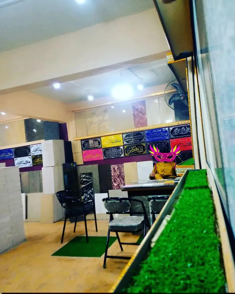 commercial 2shops with 2portions property — photo 2