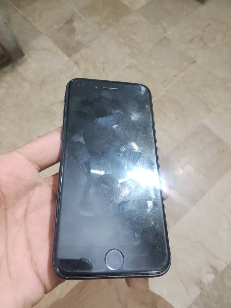 Apple iPhone SE 2