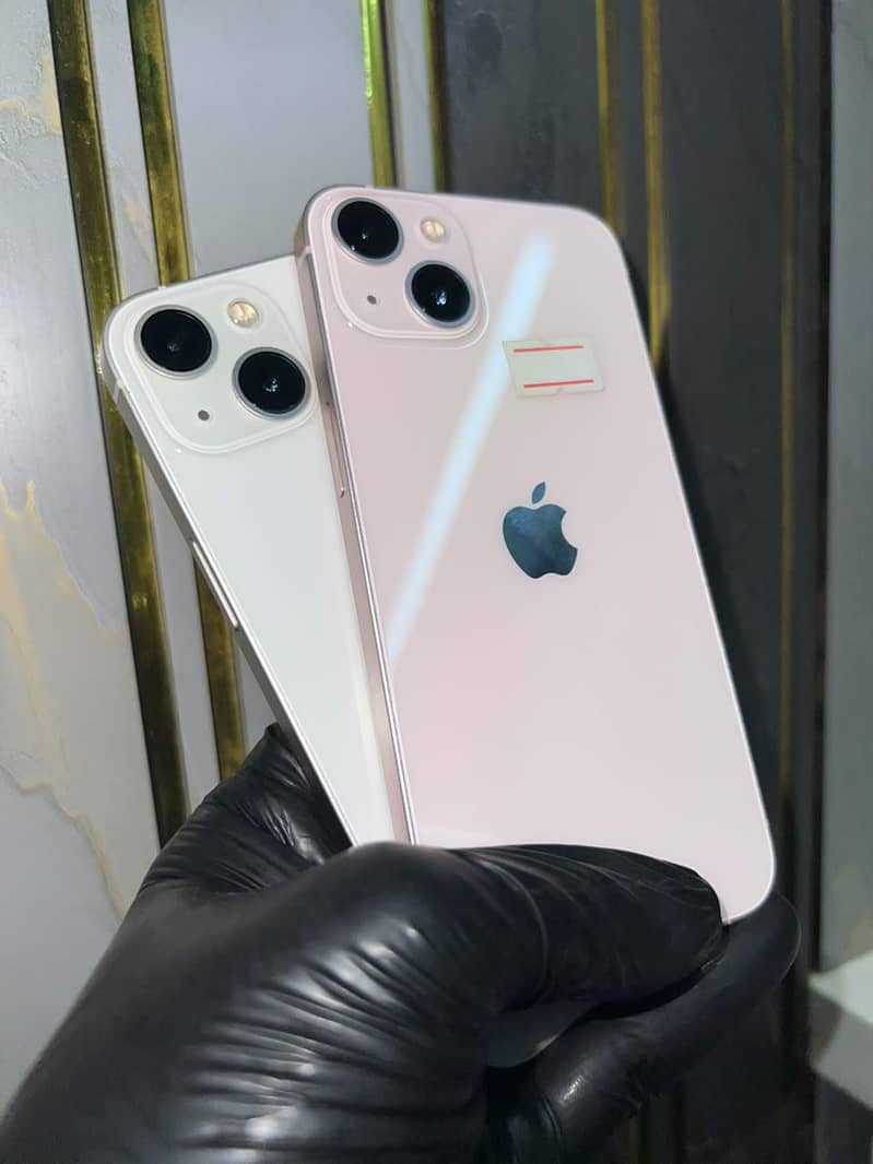 Apple iPhone 13 0