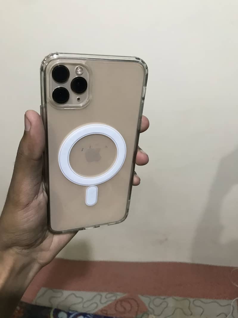 Apple iPhone 11 Pro Max 0