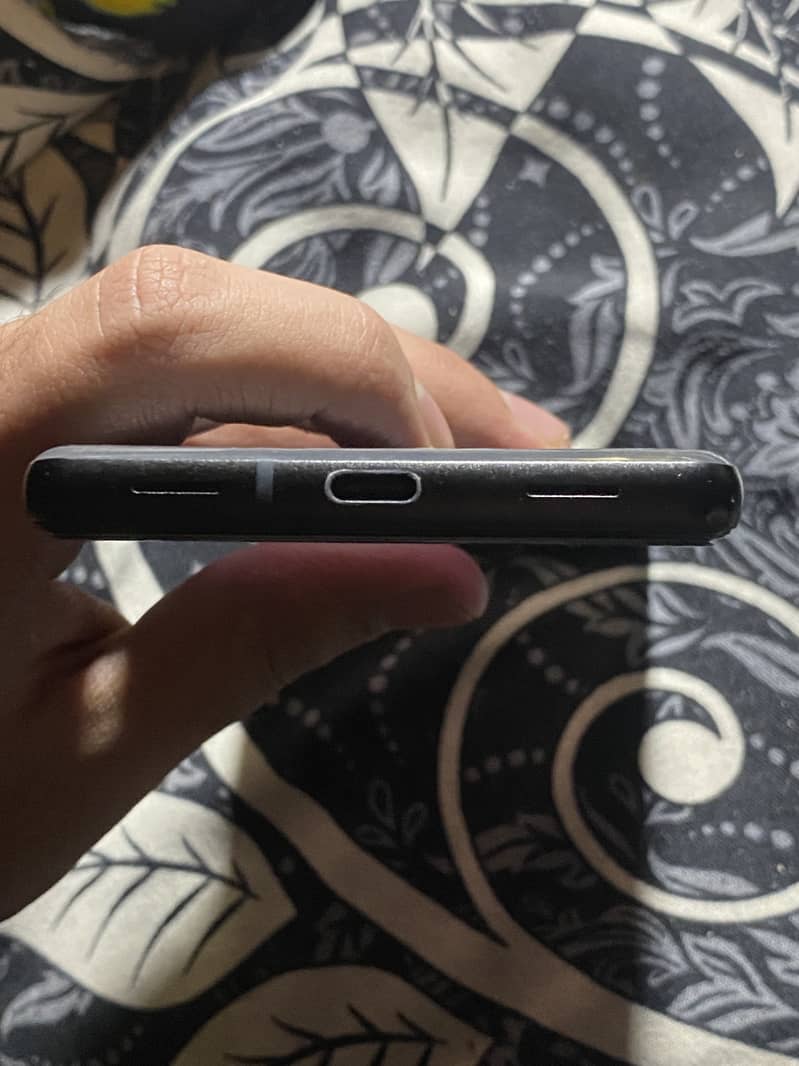 Google Pixel 6a 5