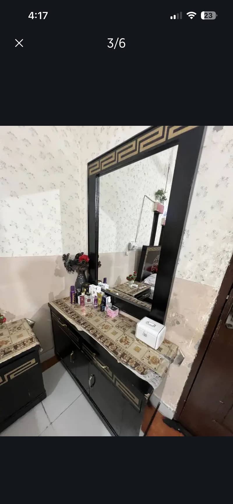 Bed set ,with 1  bed 2side tables one dressing 2