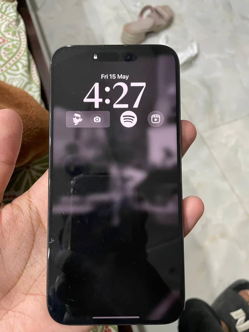 Apple iPhone 15 Pro Max 4