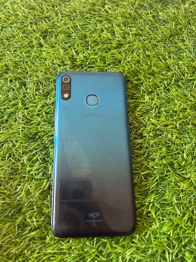 Infinix Hot 8 Lite 2/32 PTA approved good condition & Betry timing