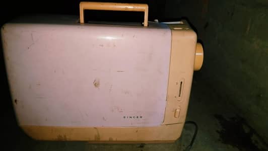 Singer Mon Ami Super EX1791 compact electronic sewing machine