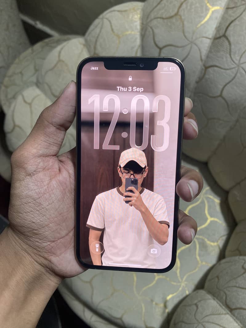 Apple iPhone 12 Pro 1