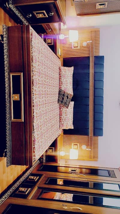 FULL FURNISHED BED SET (5 PCS)