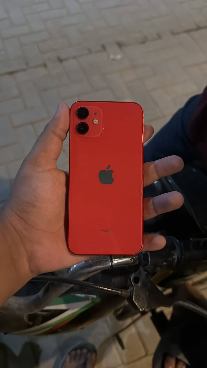 Apple iPhone 12 3