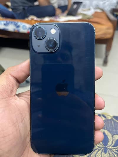 Apple iPhone 13