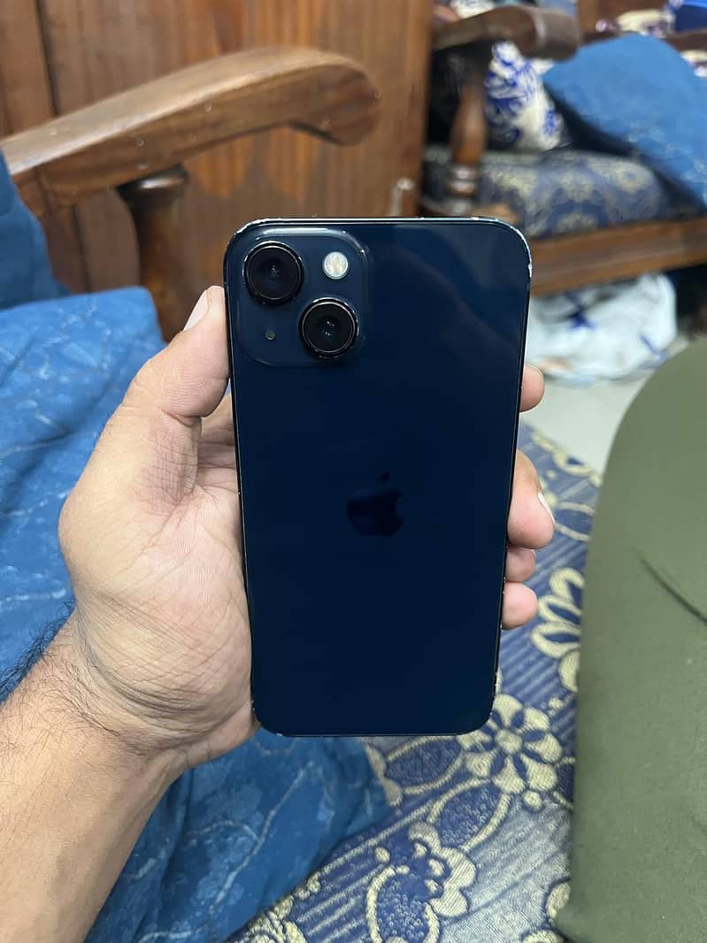 Apple iPhone 13 3